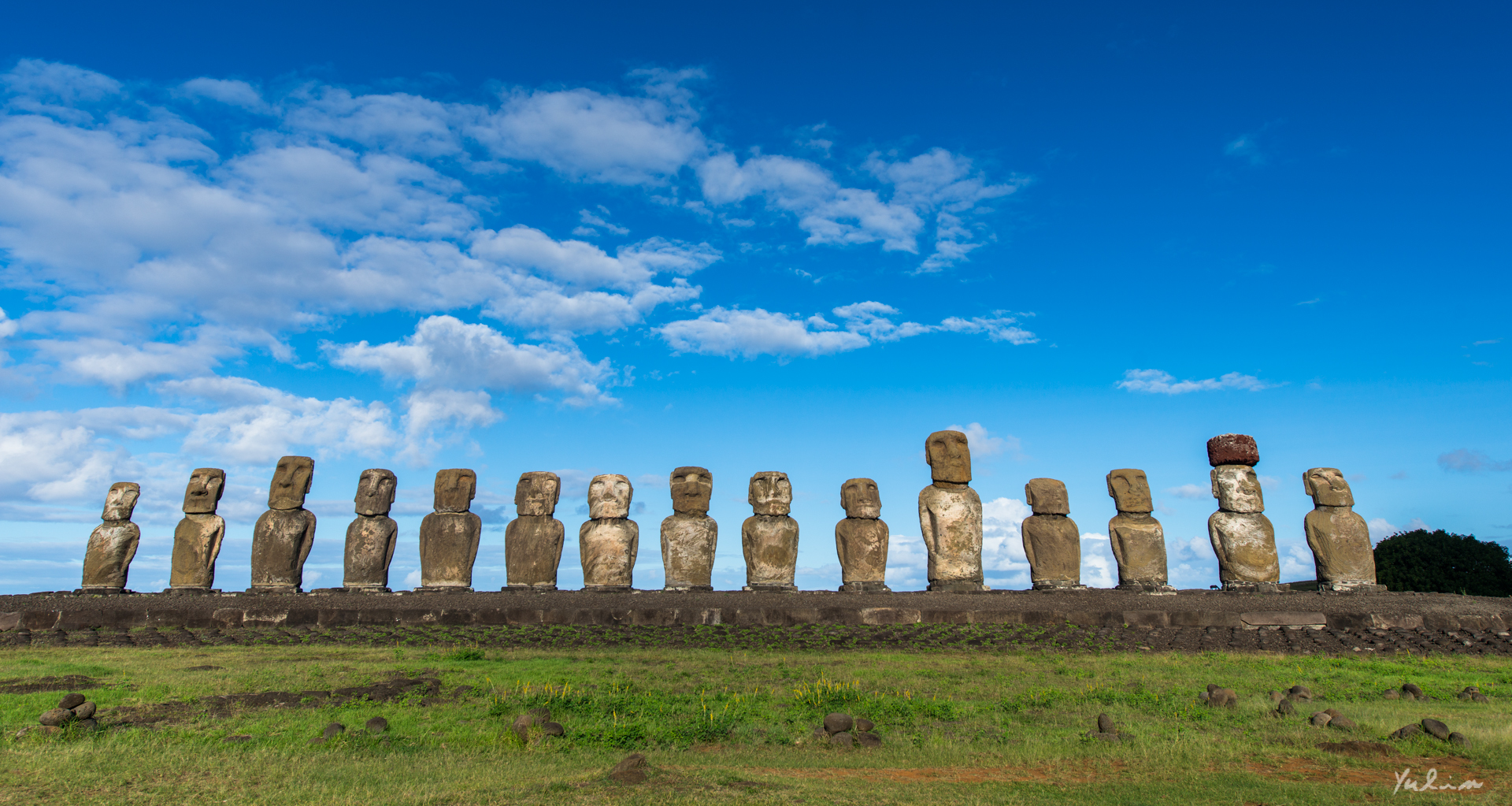 Ahu Tongariki, Easter Island, the Navel of the World (Yulin Lu/flickr.com)